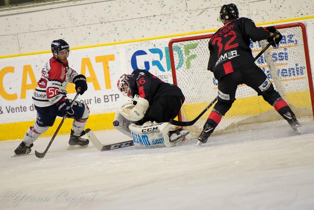 Chamonix  6 - 3 Angers 