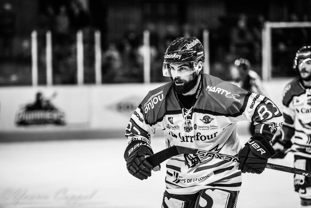 Chamonix  6 - 3 Angers 