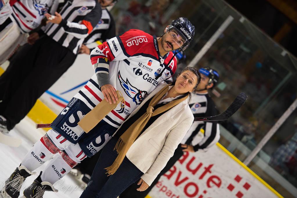 Chamonix  6 - 3 Angers 