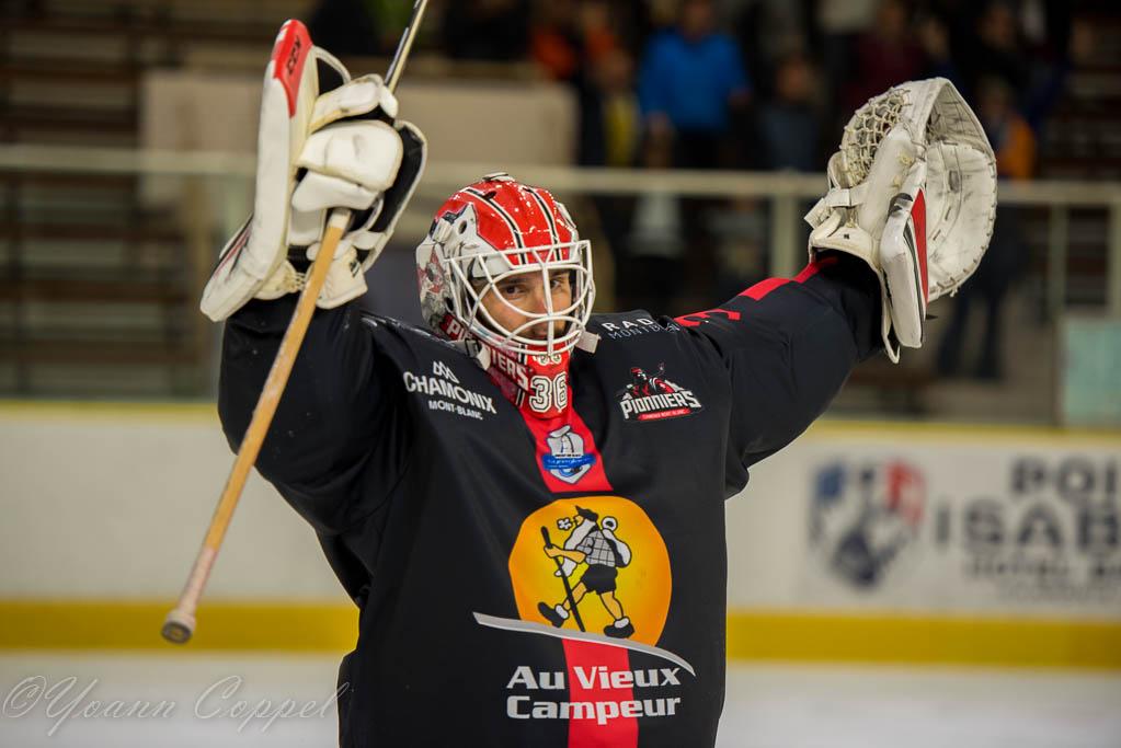 Chamonix  6 - 3 Angers 