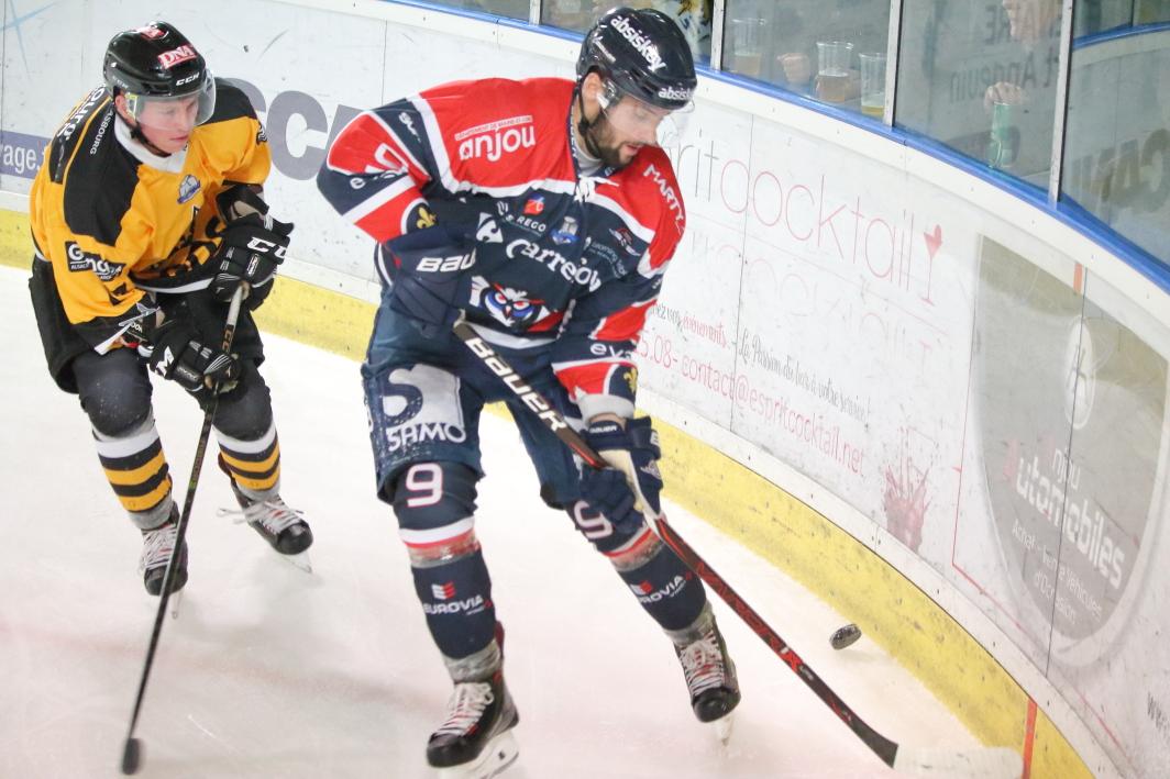 Angers  5 - 2 Strasbourg 