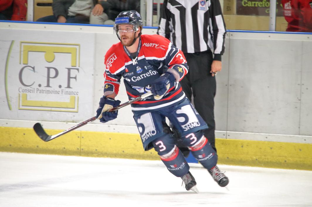 Angers  5 - 2 Strasbourg 