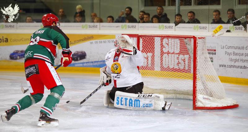 Anglet 7 - 4 Chamonix 