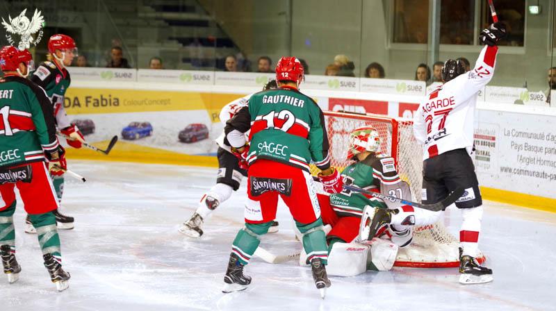 Anglet 7 - 4 Chamonix 