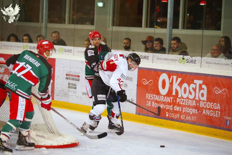 Anglet 7 - 4 Chamonix 