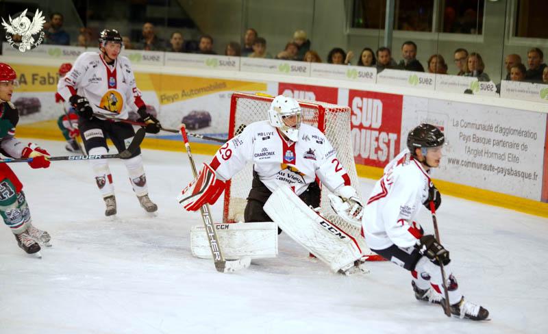 Anglet 7 - 4 Chamonix 