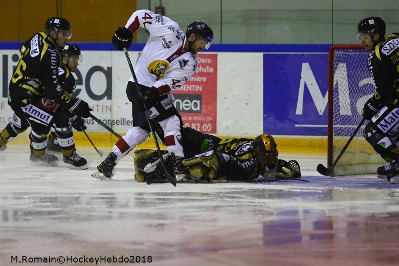 Rouen 3 - 0 Chamonix 