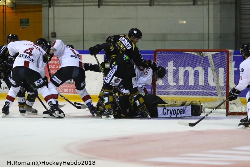 Rouen 3 - 0 Chamonix 