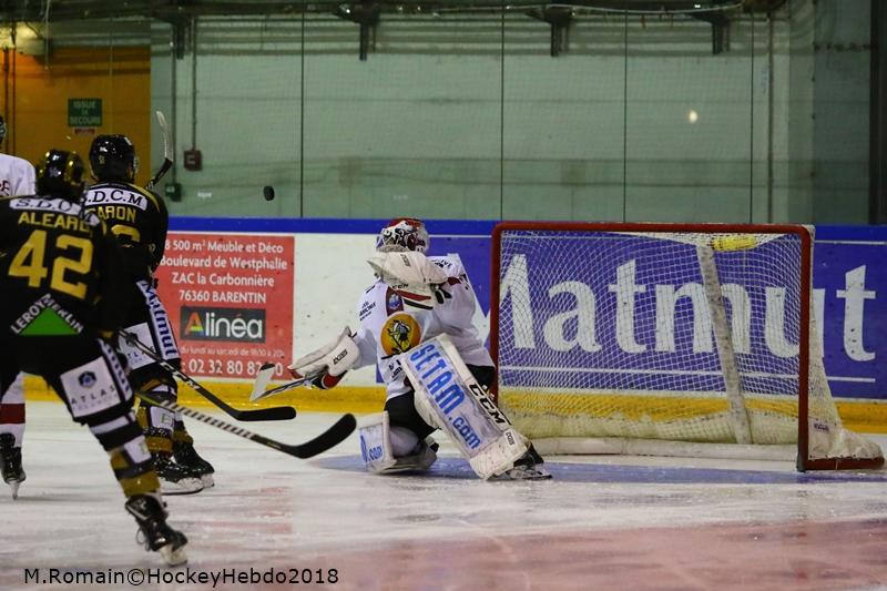 Rouen 3 - 0 Chamonix 