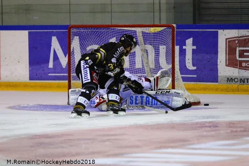 Rouen 3 - 0 Chamonix 
