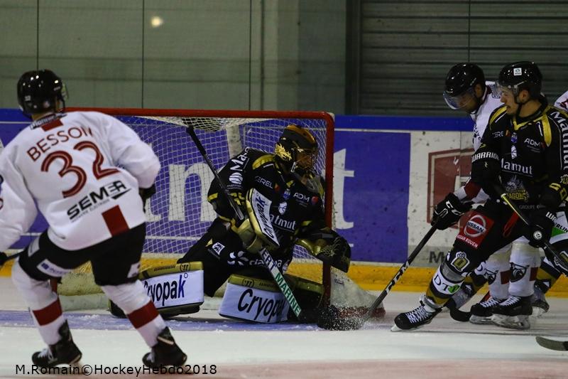 Rouen 3 - 0 Chamonix 