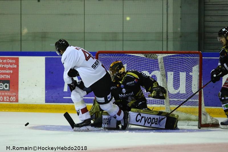 Rouen 3 - 0 Chamonix 