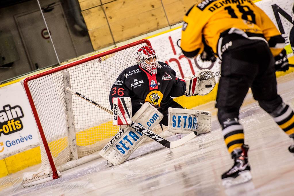 Chamonix  4 - 0 Strasbourg 