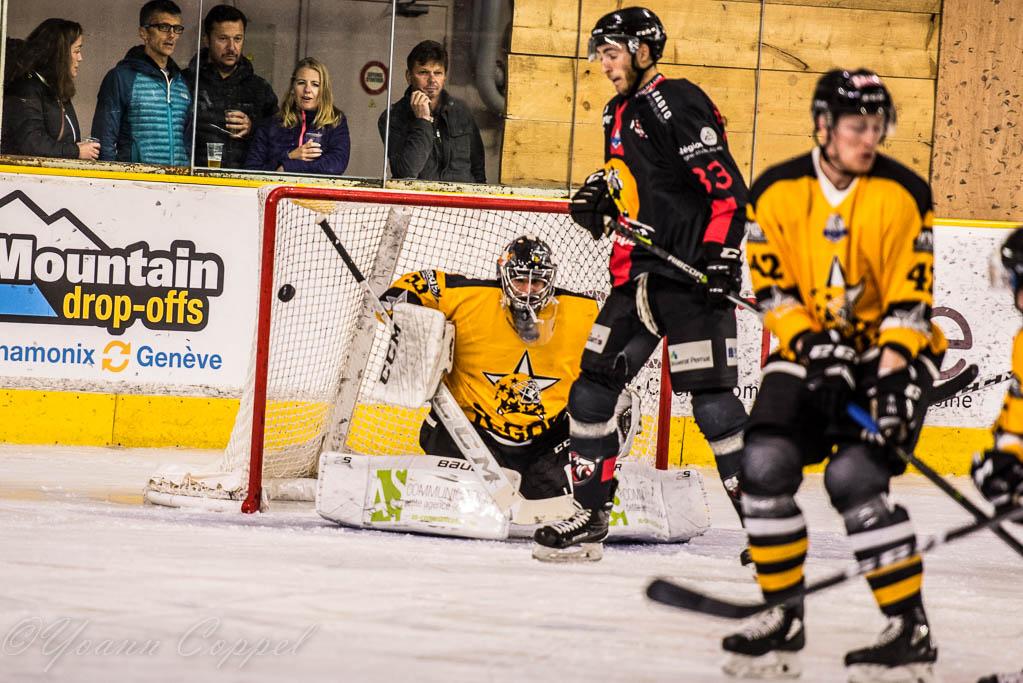 Chamonix  4 - 0 Strasbourg 