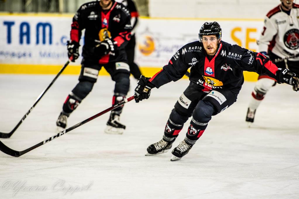 Chamonix  7 - 2 Mulhouse