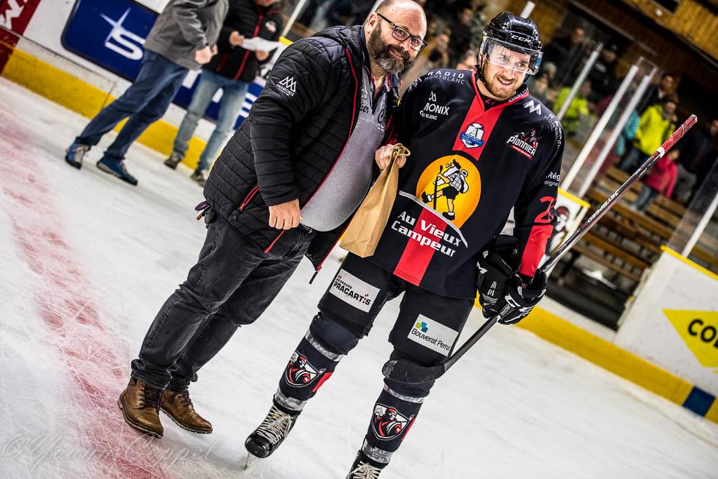 Chamonix  7 - 2 Mulhouse