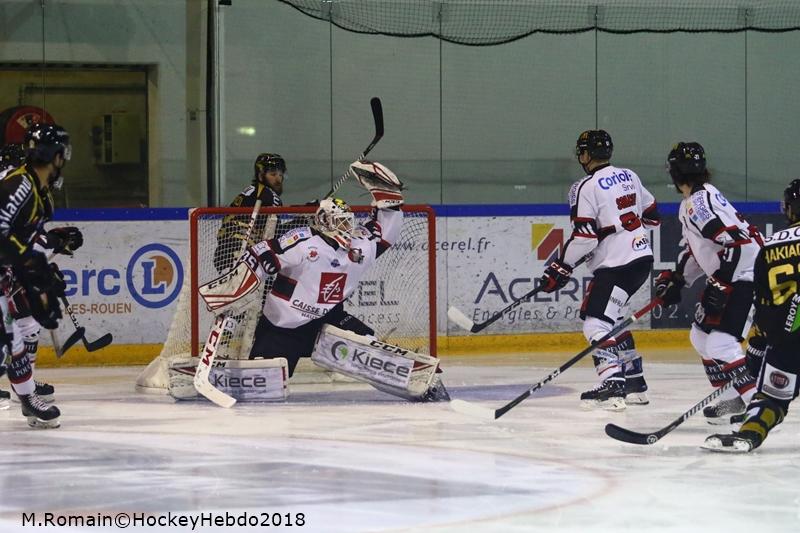 Rouen 3 - 0 Amiens 