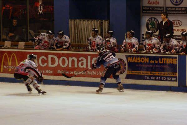 Angers  7 - 3 Amiens 