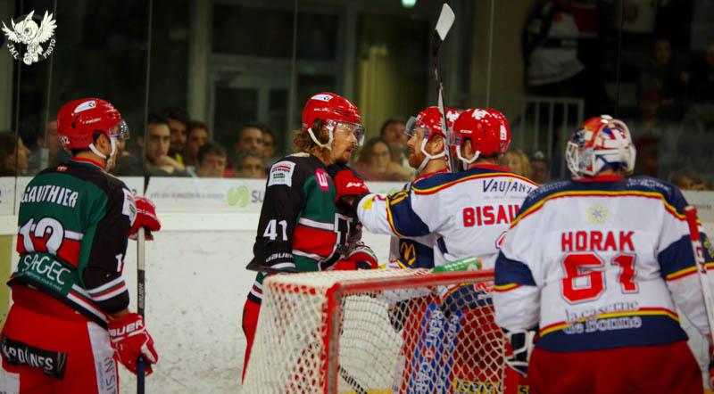 Anglet 2 - 7 Grenoble 