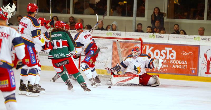 Anglet 2 - 7 Grenoble 