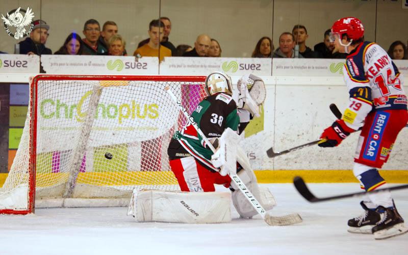Anglet 2 - 7 Grenoble 