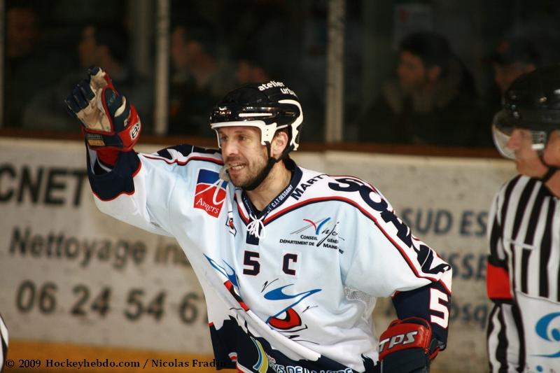 Briançon  4 - 1 Angers 