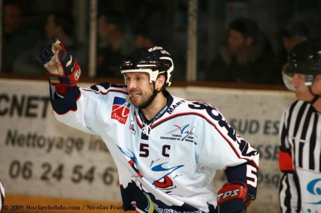 Photo hockey match Briançon  - Angers  le 13/03/2009