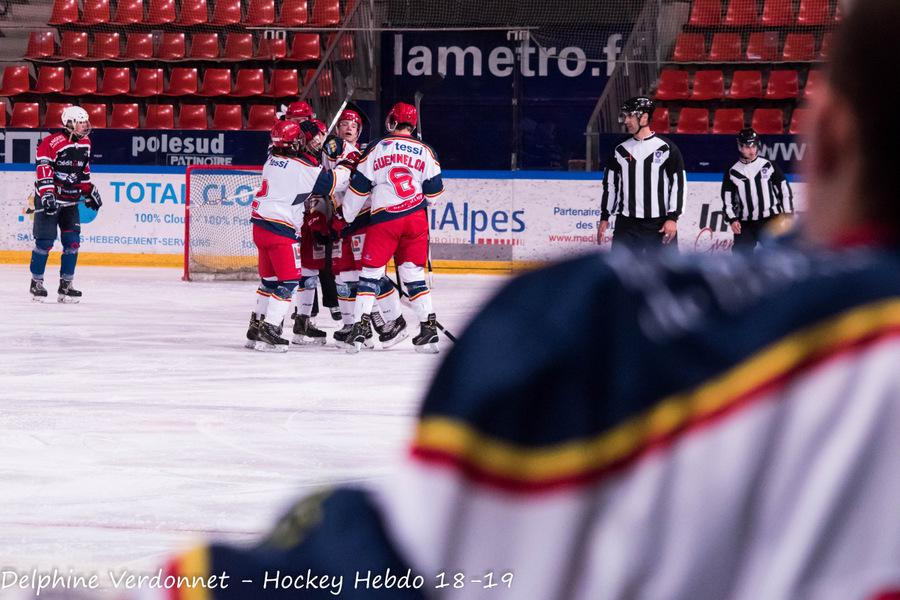 Grenoble  5 - 4 Angers 