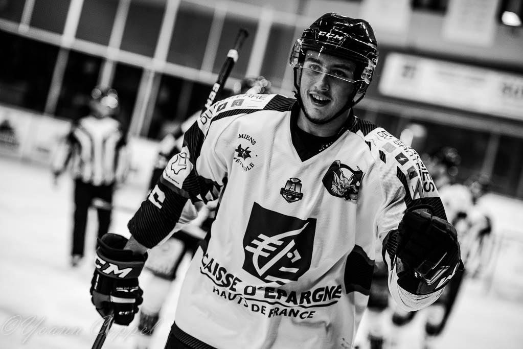 Chamonix  3 - 4 Amiens 