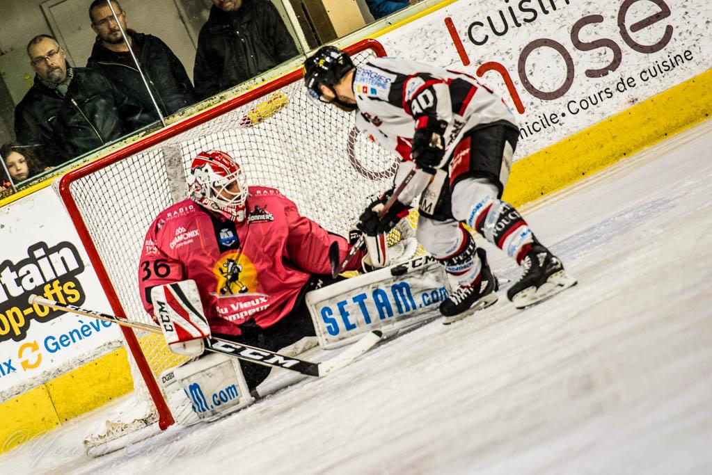Chamonix  3 - 4 Amiens 
