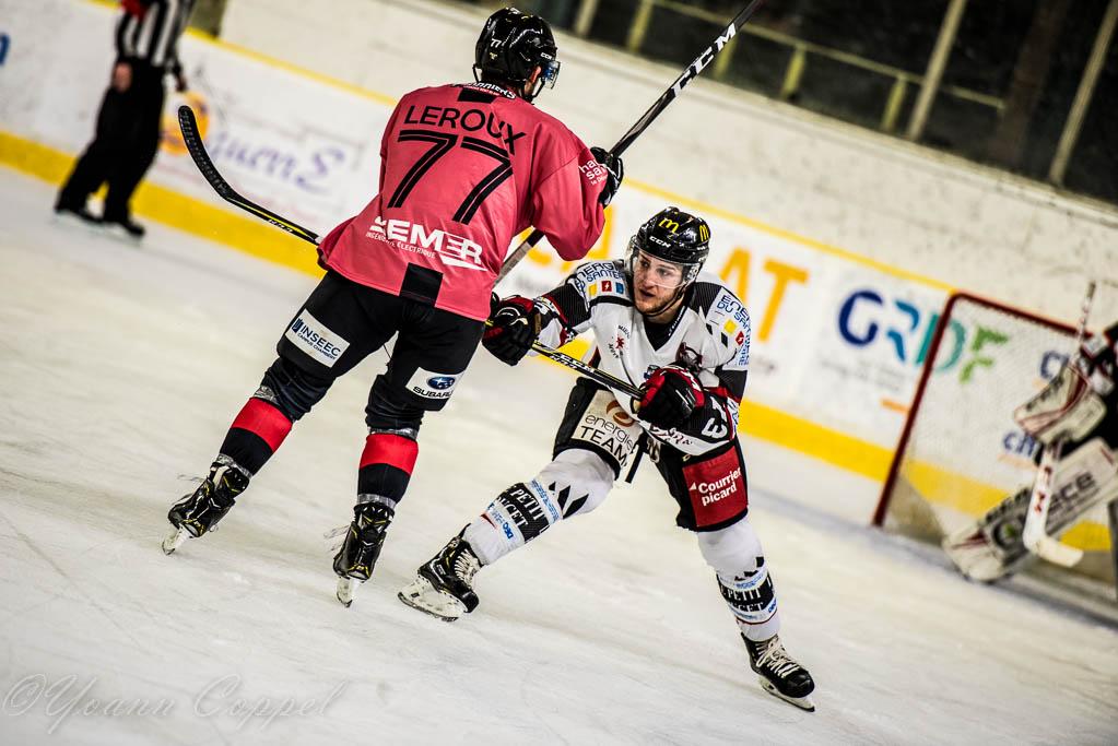 Chamonix  3 - 4 Amiens 