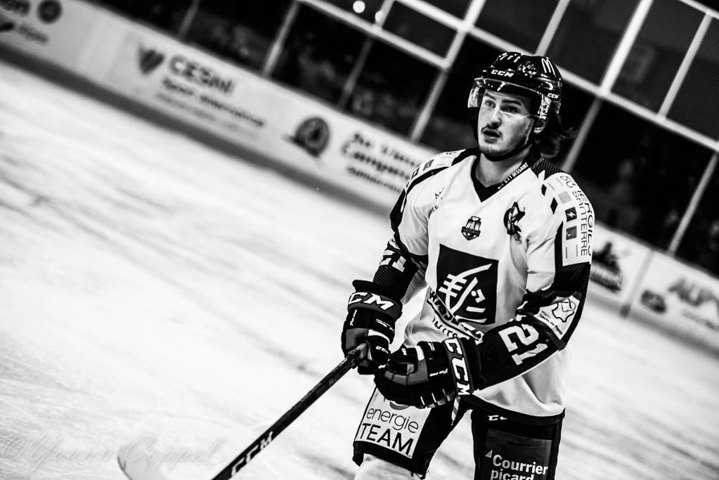 Chamonix  3 - 4 Amiens 