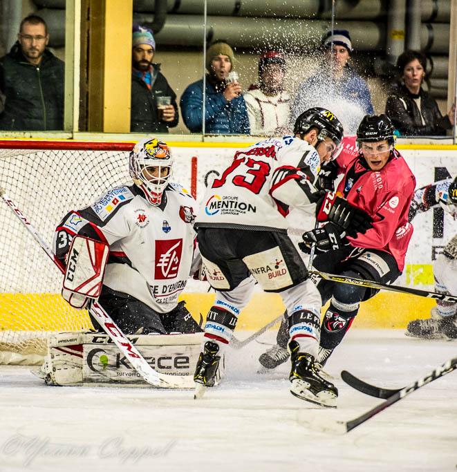 Chamonix  3 - 4 Amiens 