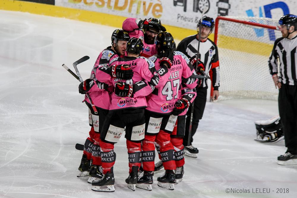 Amiens  2 - 0 Mulhouse