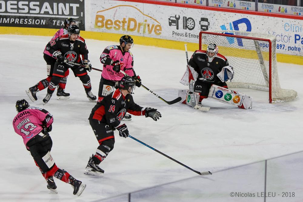 Amiens  2 - 0 Mulhouse