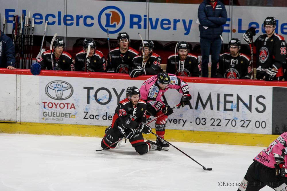 Amiens  2 - 0 Mulhouse