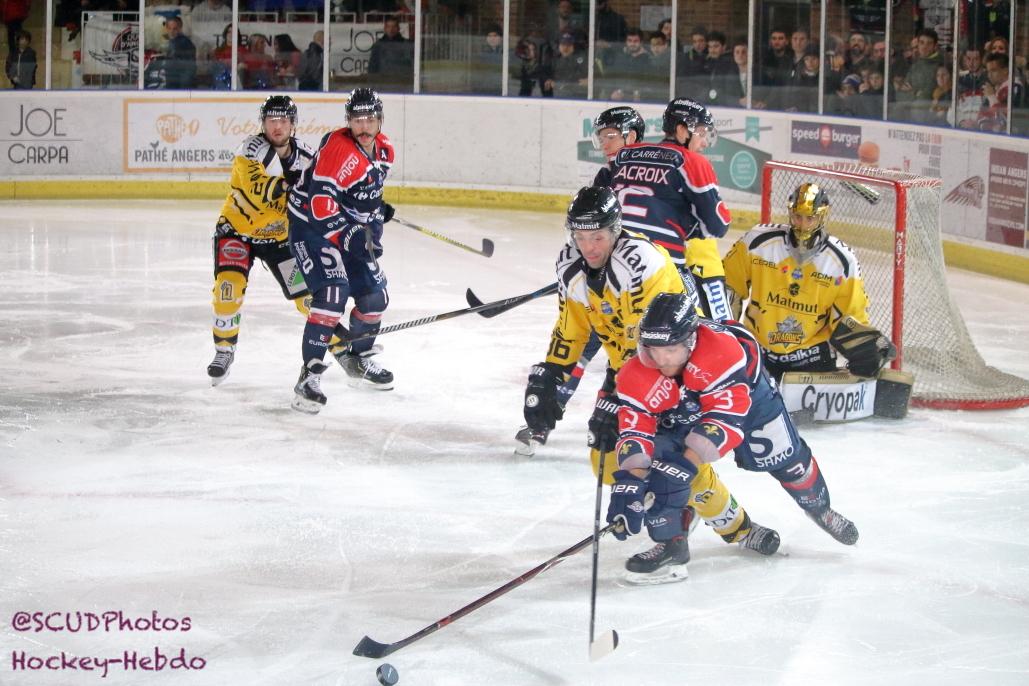 Angers  2 - 4 Rouen