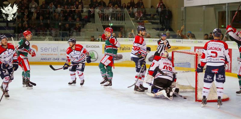Anglet 3 - 4 Angers 