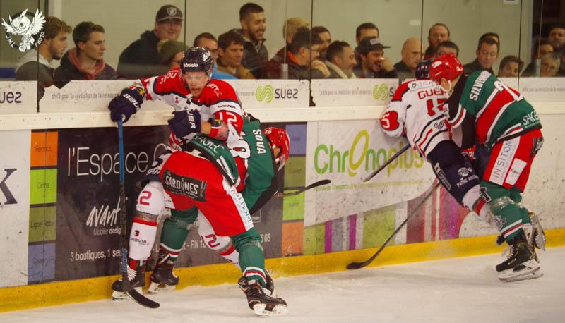 Anglet 3 - 4 Angers 