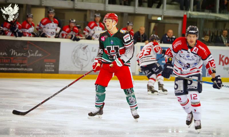 Anglet 3 - 4 Angers 