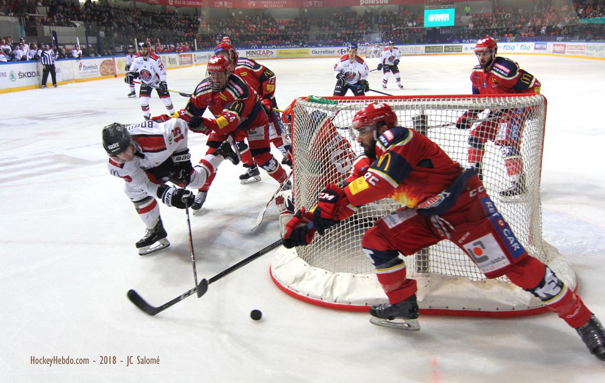 Grenoble  4 - 0 Mulhouse