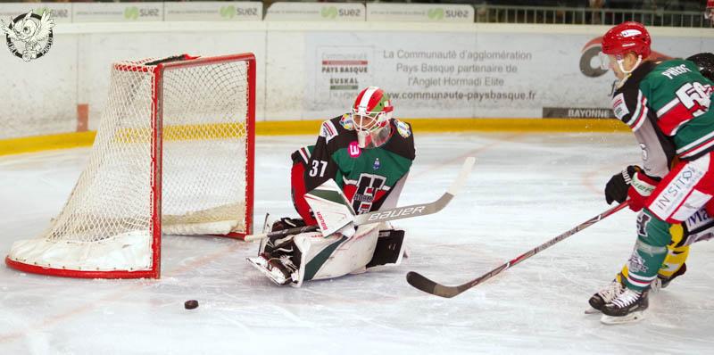 Anglet 3 - 8 Rouen