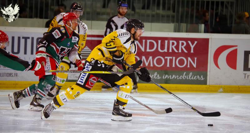 Anglet 3 - 8 Rouen