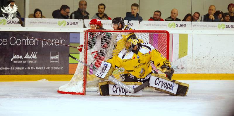 Anglet 3 - 8 Rouen