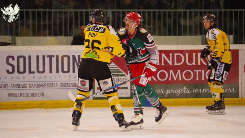 Anglet 3 - 8 Rouen