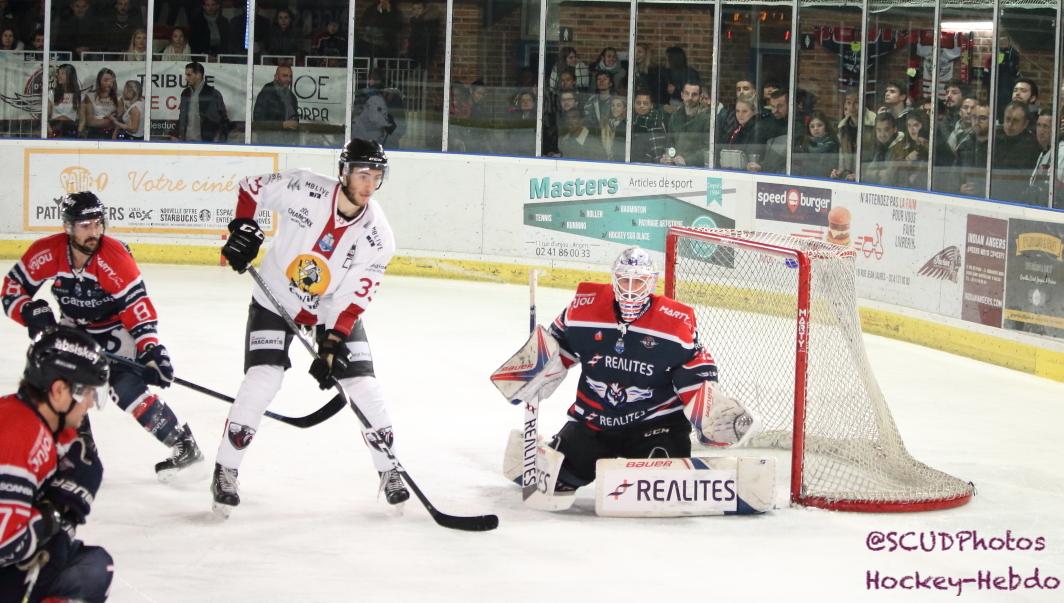 Angers  3 - 1 Chamonix 