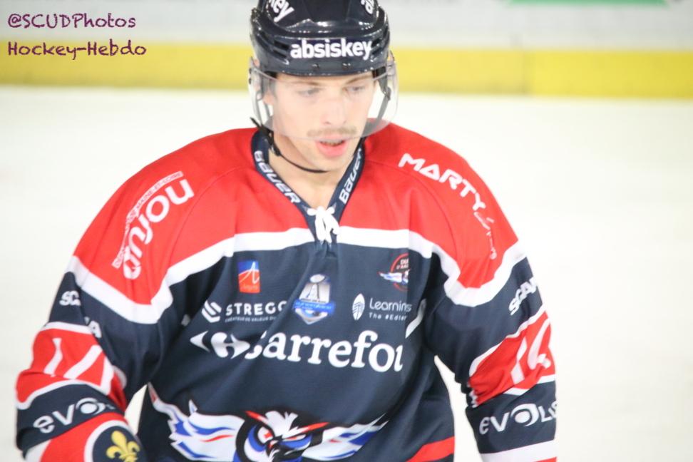 Angers  3 - 1 Chamonix 