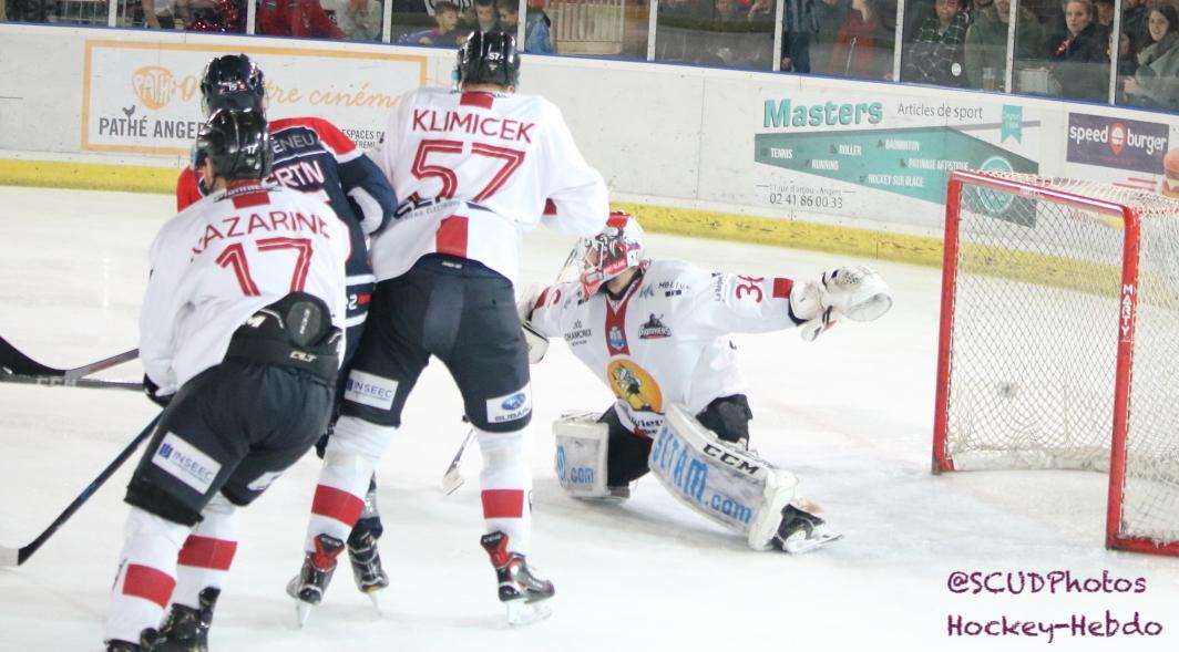 Angers  3 - 1 Chamonix 