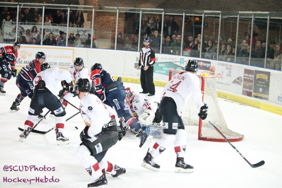 Angers  3 - 1 Chamonix 