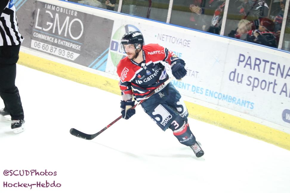 Angers  3 - 1 Chamonix 